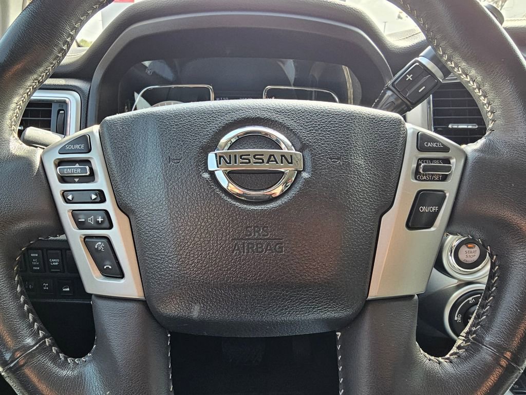 Used 2017 Nissan Titan PRO-4X w/ Pro-4x Convenience Package AWD/4WD image 19