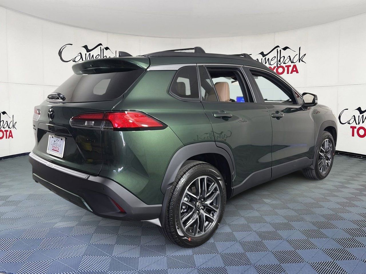 New 2026 Toyota Corolla Cross XLE FWD image 7