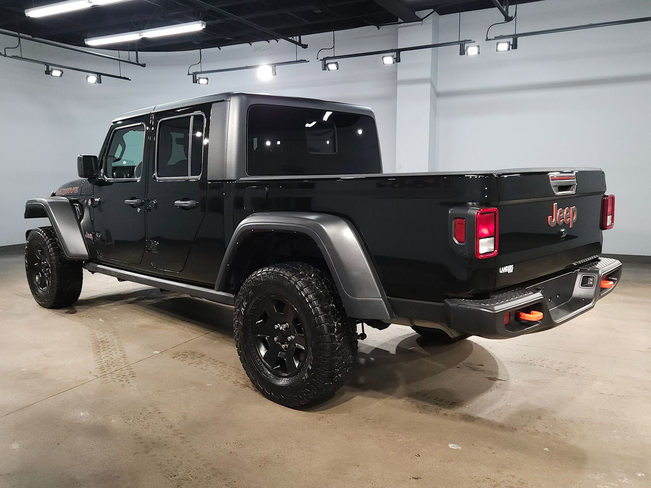 Used 2023 Jeep Gladiator Mojave image 5