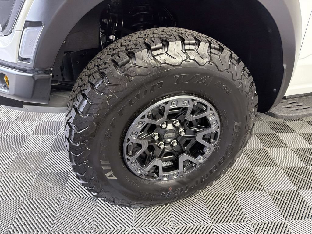Certified 2026 Ford F150 Raptor w/ Equipment Group 803A Raptor R AWD/4WD image 9