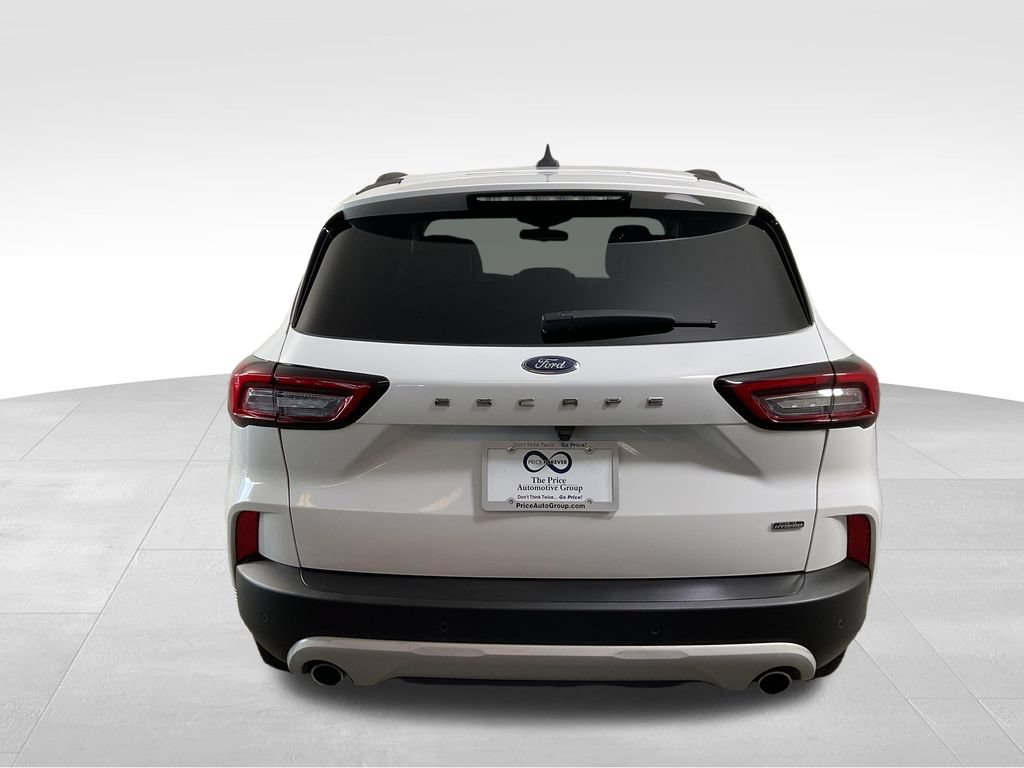 Used 2023 Ford Escape SE FWD image 8