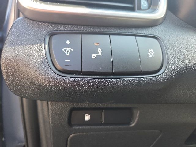 Used 2020 Kia Sorento LX image 31