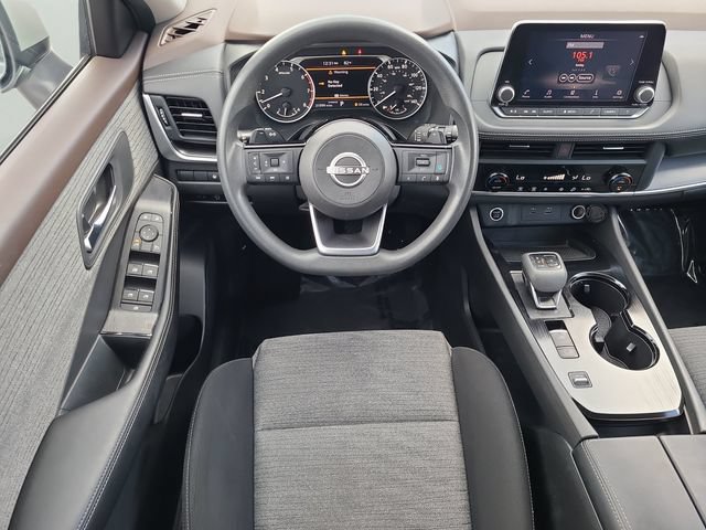 Used 2023 Nissan Rogue SV FWD image 14
