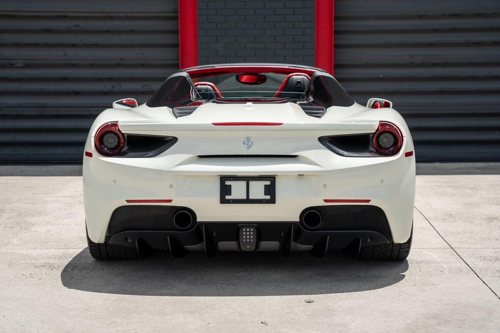 Used 2018 Ferrari 488 Spider RWD image 4