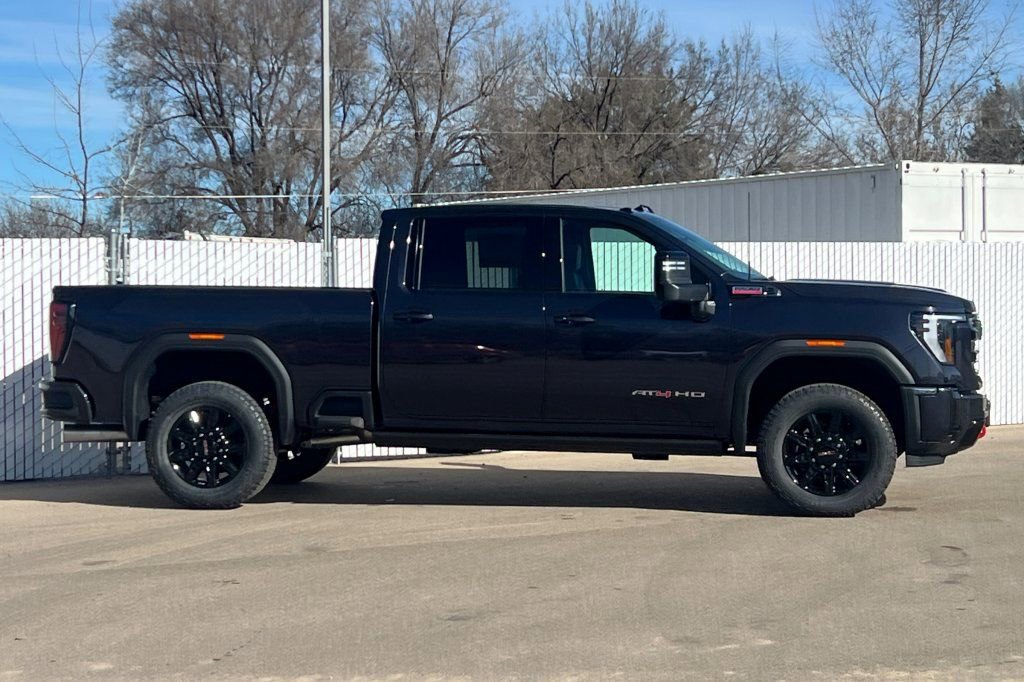 New 2026 GMC Sierra 2500 AT4 w/ AT4 Premium Plus Package image 3