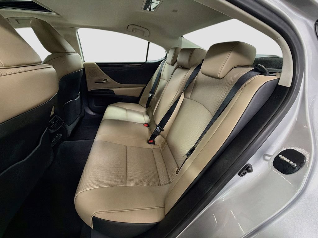 Used 2021 Lexus ES 250 w/ Premium Package AWD/4WD image 26