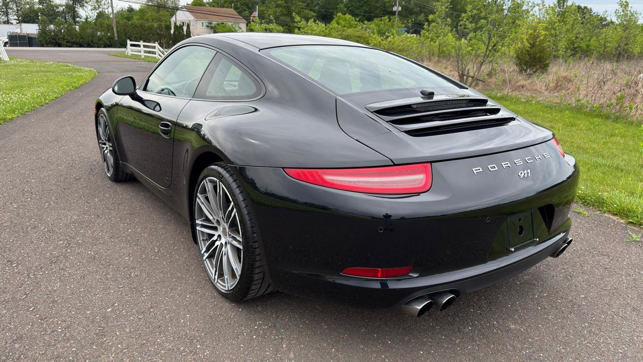 Used 2016 Porsche 911 Carrera Black Edition RWD image 20