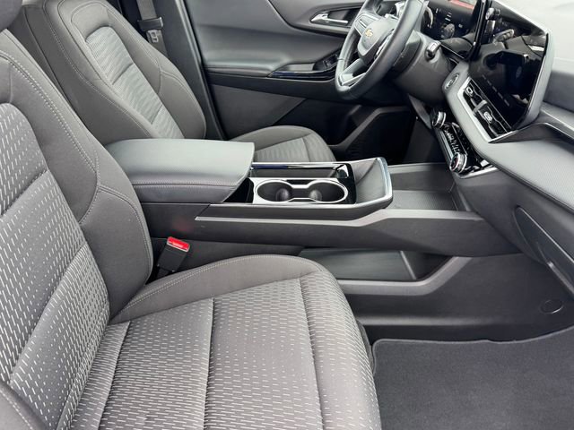 Used 2025 Chevrolet Equinox LT FWD image 7