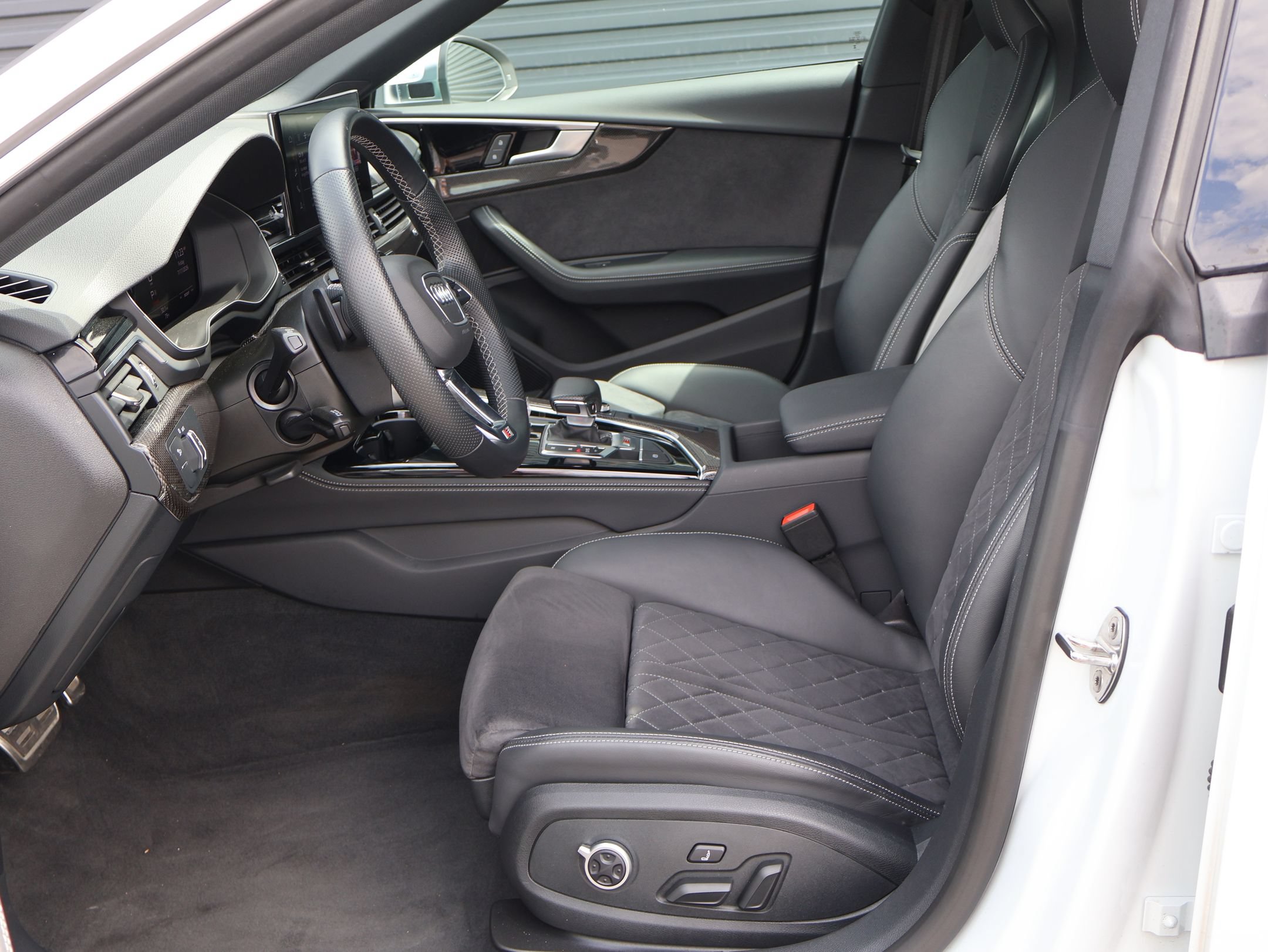 Used 2024 Audi S5 Premium Plus w/ Premium Plus Package AWD/4WD image 22