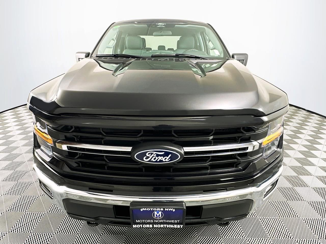 Used 2025 Ford F150 XLT w/ Equipment Group 301A Standard image 2