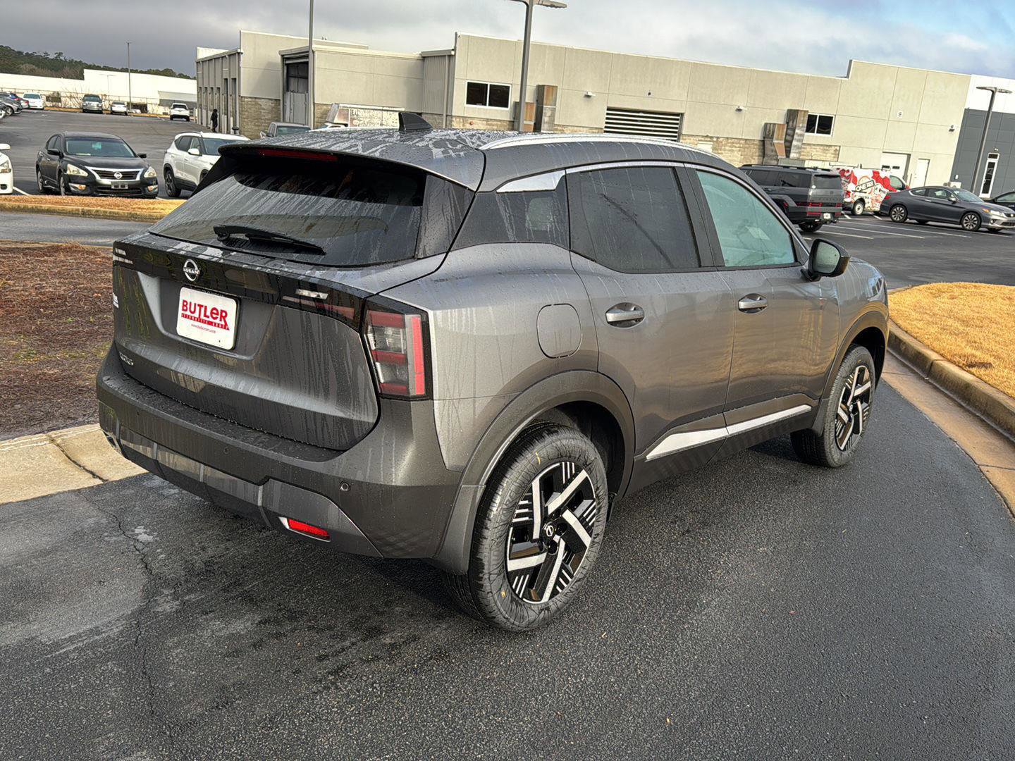 New 2026 Nissan Kicks SV w/ SV Premium Package image 5