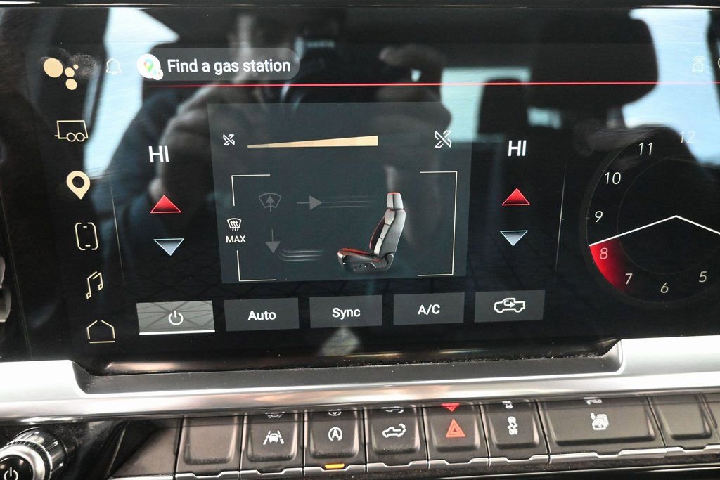 Used 2025 GMC Sierra 1500 SLT image 9