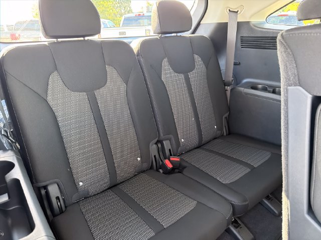 New 2026 Kia Sorento LX FWD image 23
