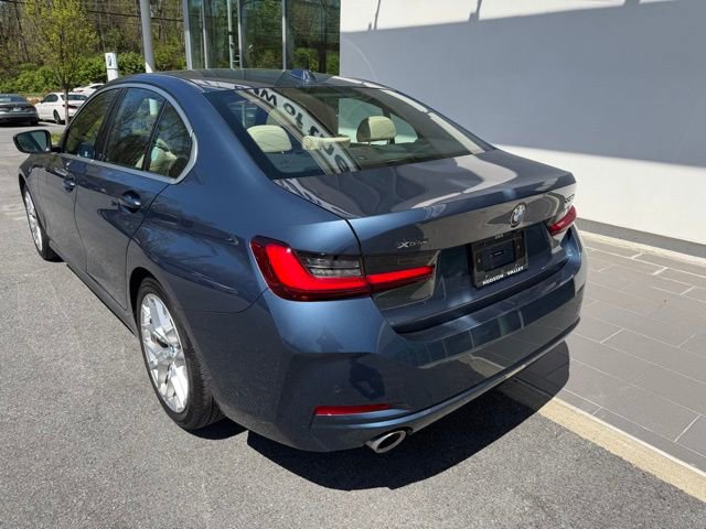 Used 2025 BMW 330i xDrive Sedan w/ Convenience Package AWD/4WD image 8