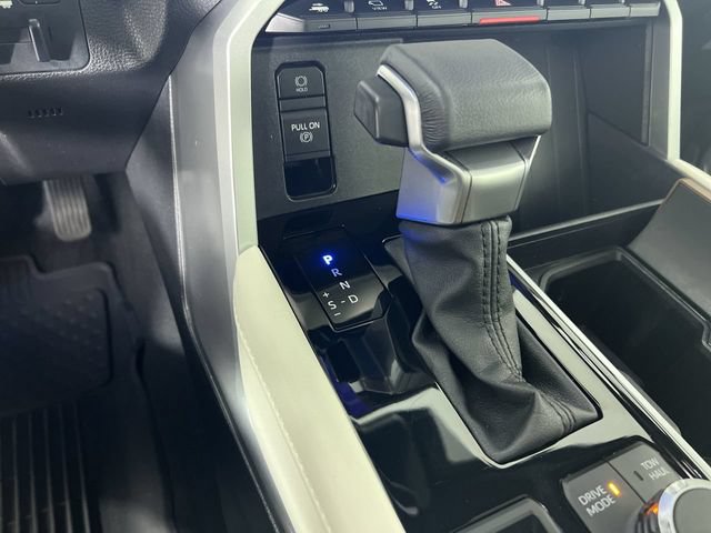 Used 2024 Toyota Sequoia Capstone AWD/4WD image 16