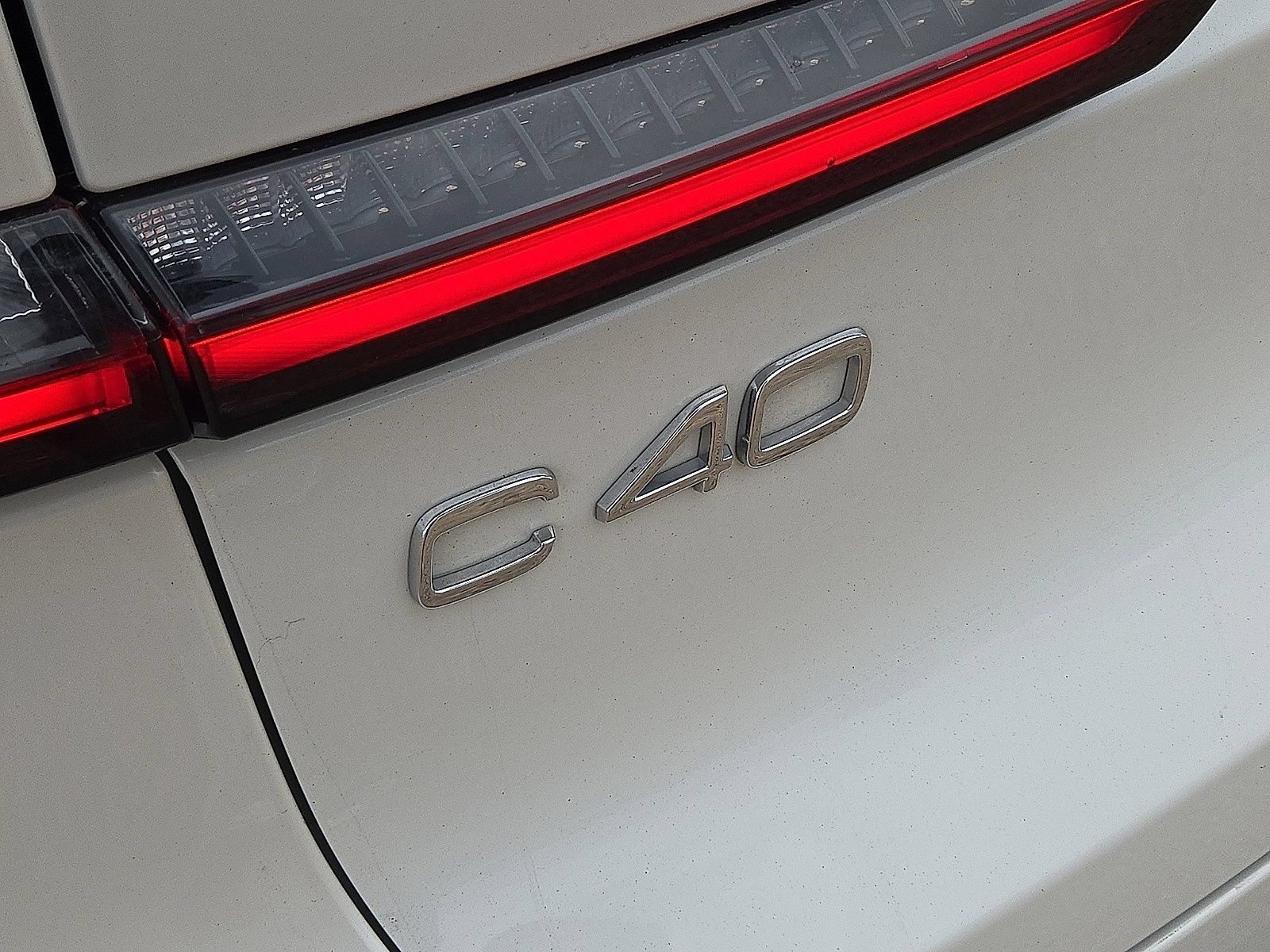 Certified 2023 Volvo C40 Recharge Core AWD/4WD image 12