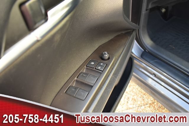 Used 2023 Toyota Camry SE FWD image 19