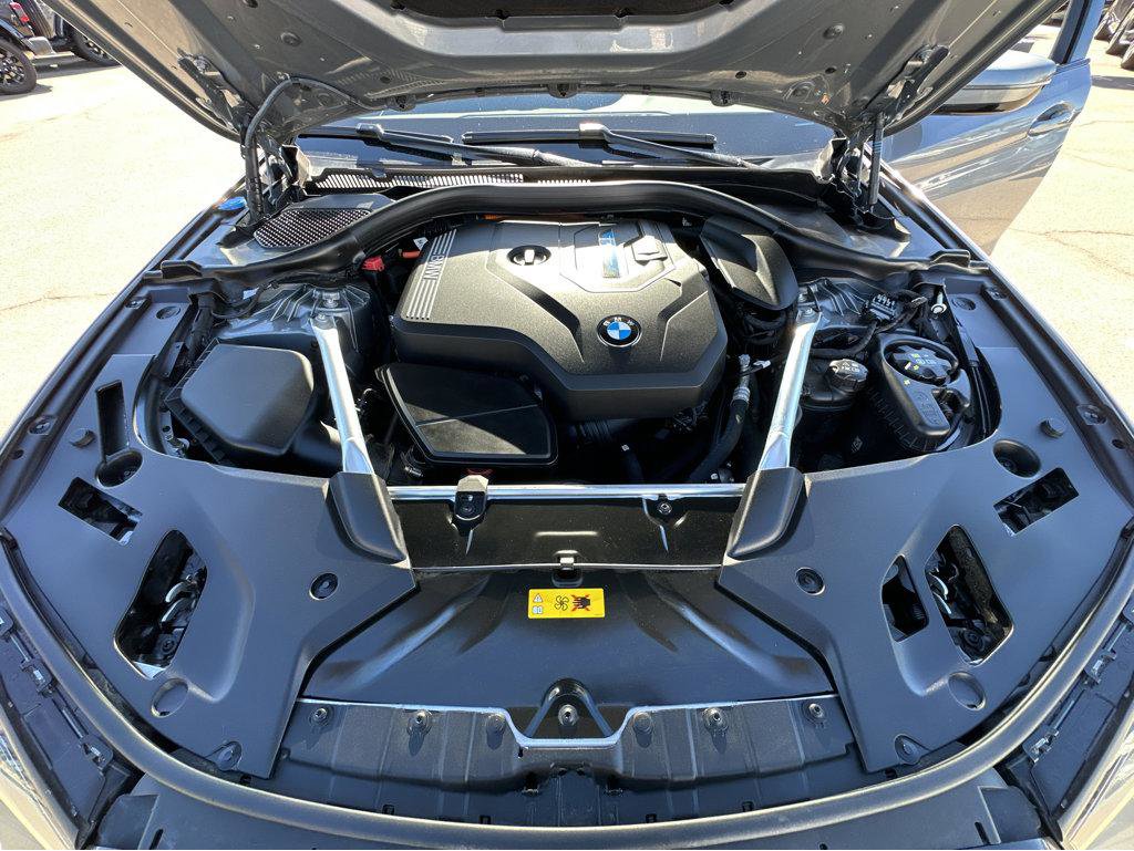 Used 2023 BMW 530e w/ M Sport Package image 42