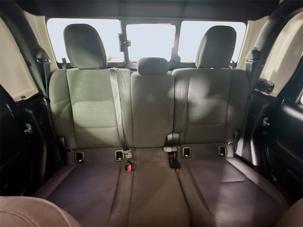 Used 2023 Jeep Gladiator Sport image 13