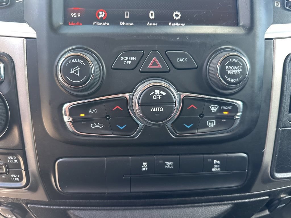 Used 2020 RAM 1500 Warlock w/ Electronics Group AWD/4WD image 22