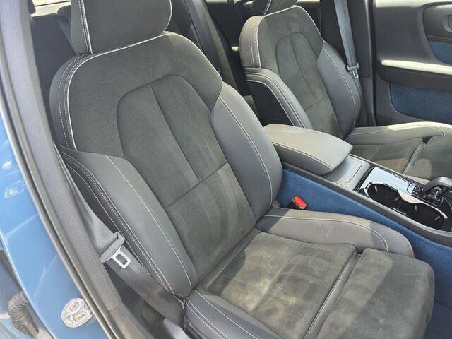 Used 2022 Volvo C40 P8 Recharge Ultimate image 34