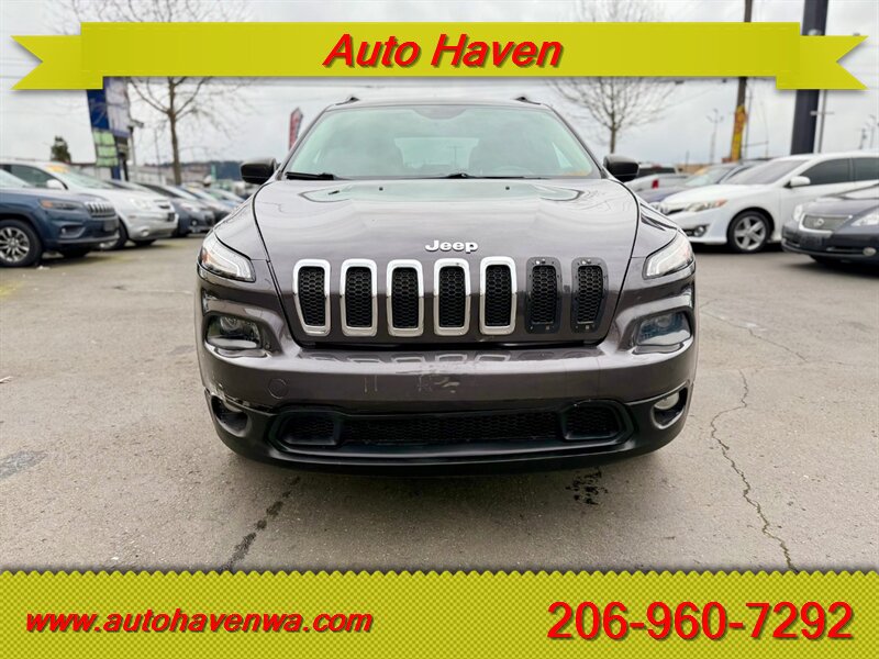 Used 2014 Jeep Cherokee Latitude AWD/4WD image 3
