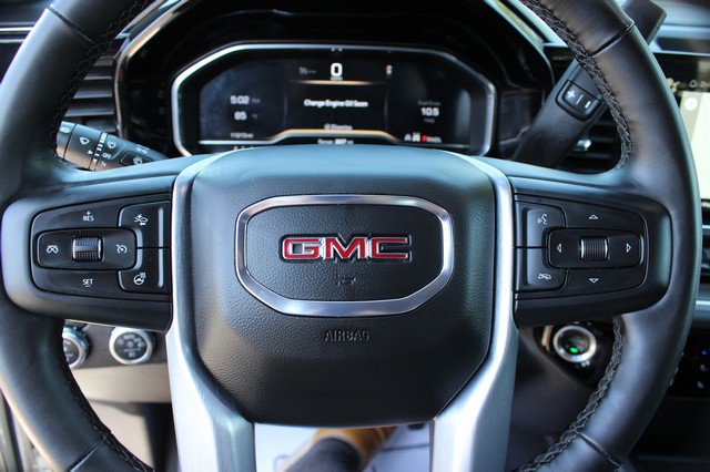 Used 2025 GMC Sierra 3500 SLT w/ SLT Convenience Package image 12