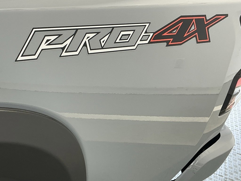 Used 2023 Nissan Frontier PRO-4X w/ Pro Convenience Package image 4