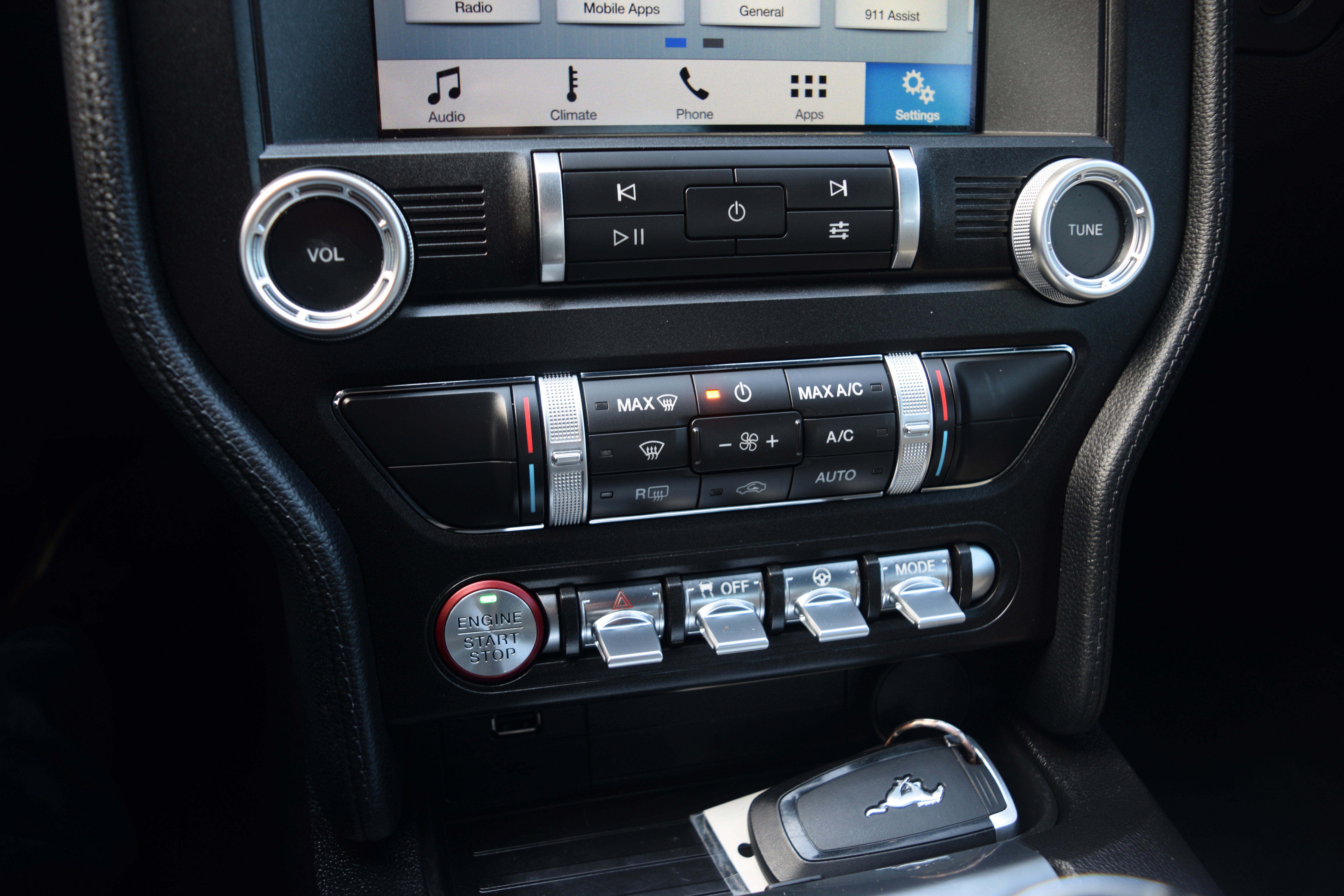 Used 2019 Ford Mustang GT w/ Equipment Group 301A image 12