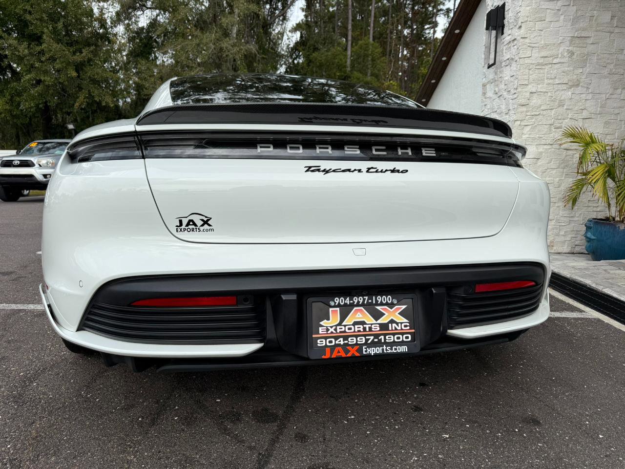 Used 2020 Porsche Taycan AWD/4WD image 4
