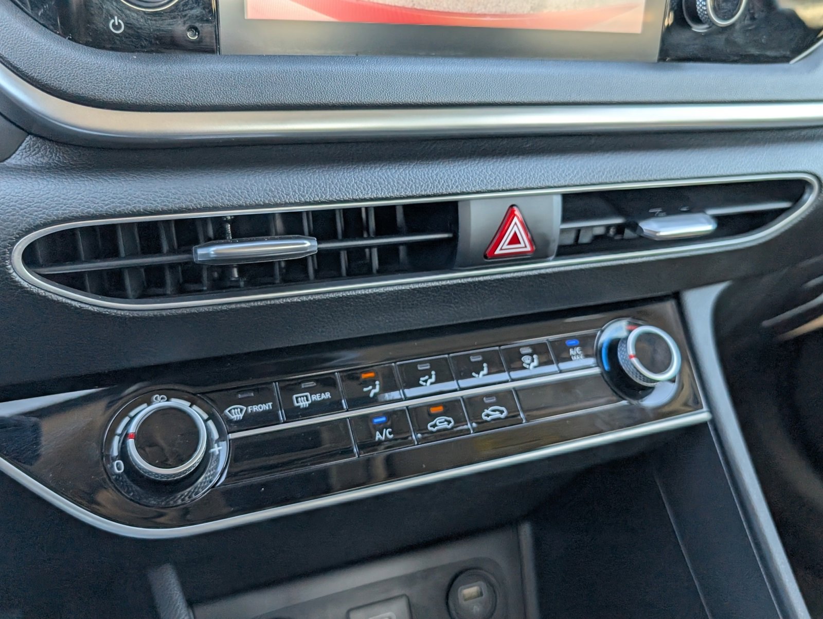 Certified 2023 Hyundai Sonata SE w/ Cargo Package image 17