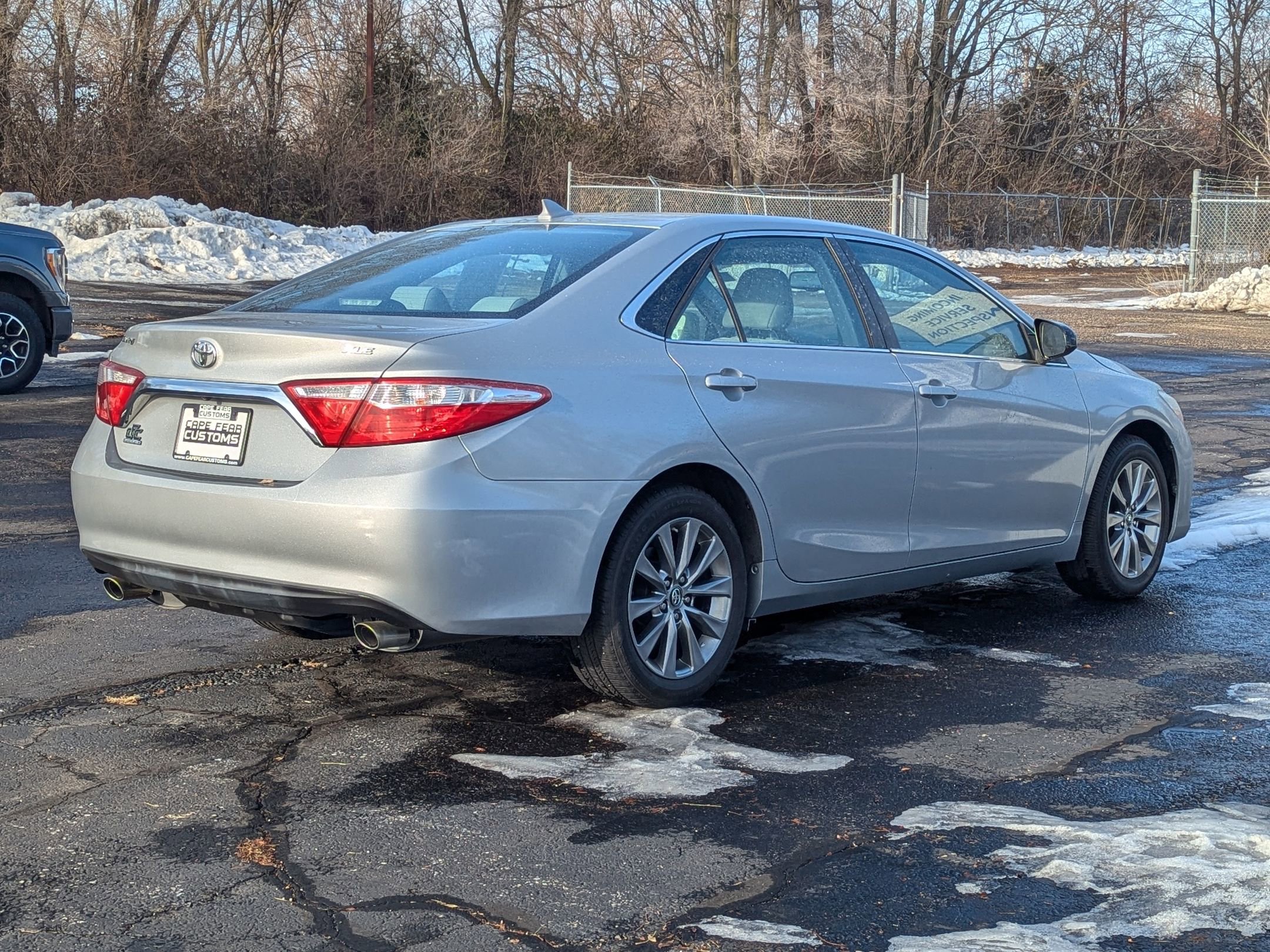Used 2017 Toyota Camry XSE image 7