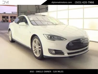 Used 2015 Tesla Model S 85D AWD/4WD image 4