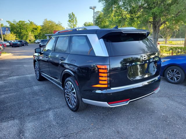 Used 2026 Hyundai Palisade Calligraphy FWD image 3