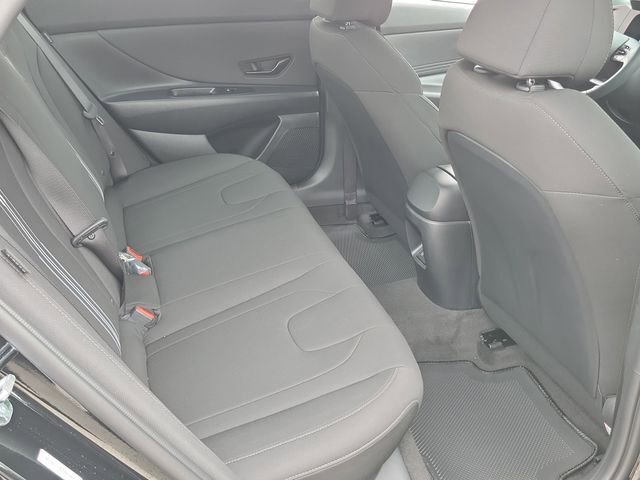 New 2026 Hyundai Elantra Sport FWD image 18