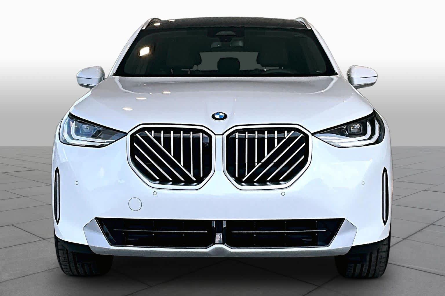 New 2026 BMW X3 xDrive30i w/ Premium Package AWD/4WD image 3