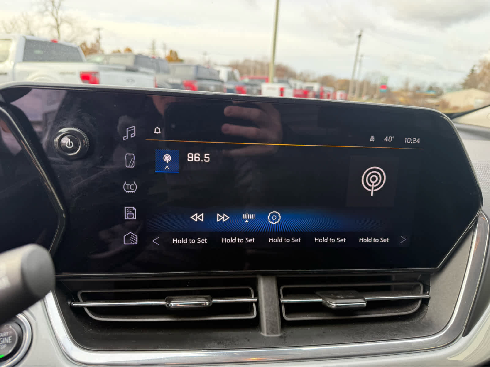 Used 2025 Chevrolet Trax LT image 12