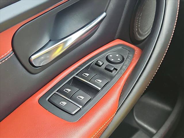 Used 2018 BMW M3 RWD image 23