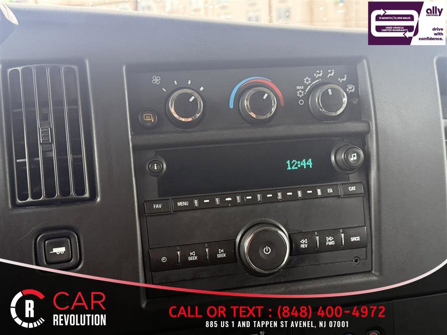 Used 2019 Chevrolet Express 3500 LS RWD image 12