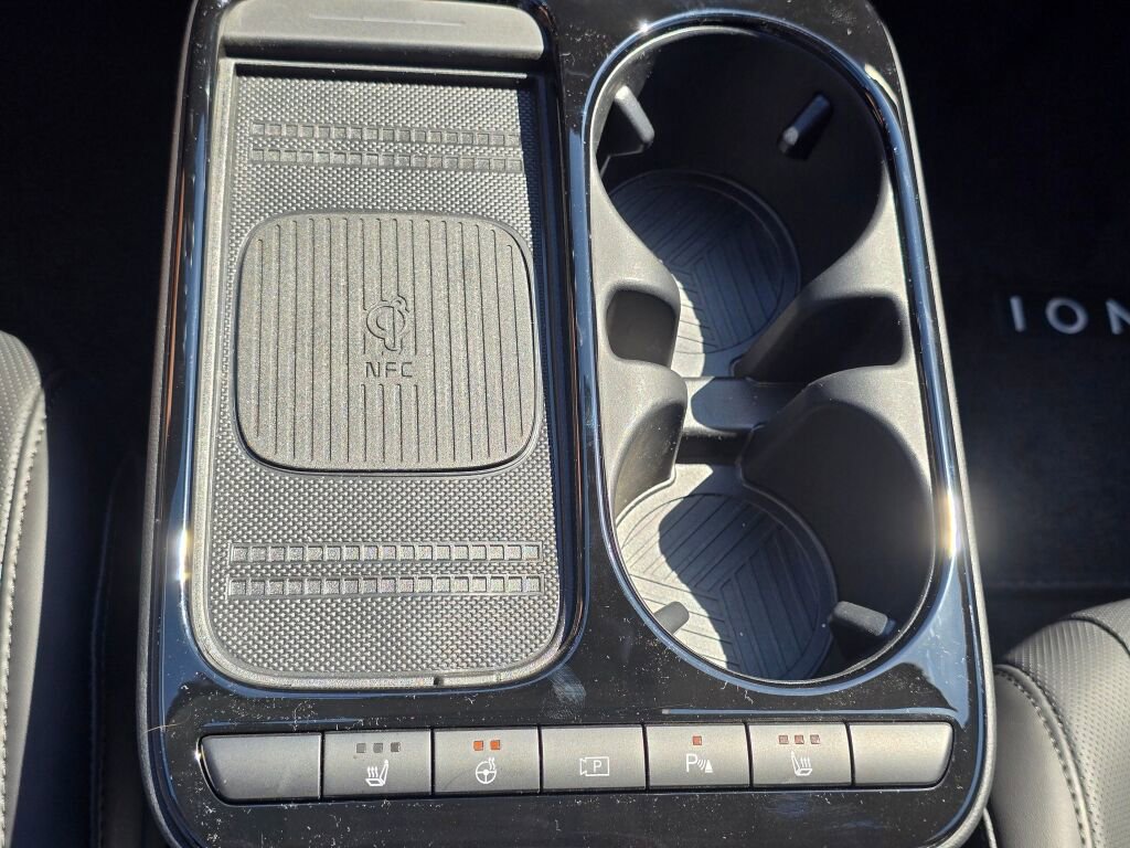 New 2025 Hyundai Ioniq 5 SEL image 25