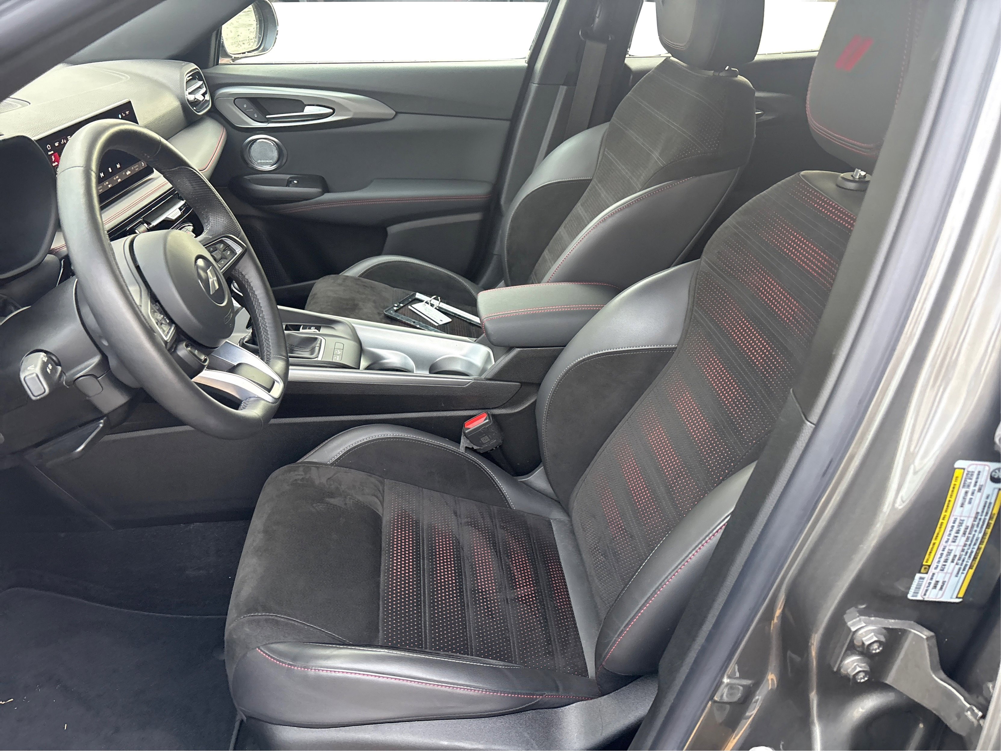 Used 2023 Dodge Hornet GT Plus w/ Track Pack image 9