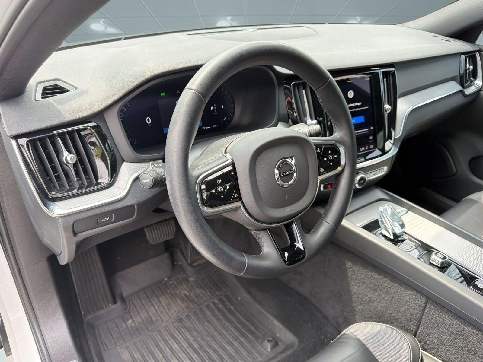 Certified 2024 Volvo S60 B5 Plus w/ Climate Package FWD image 4