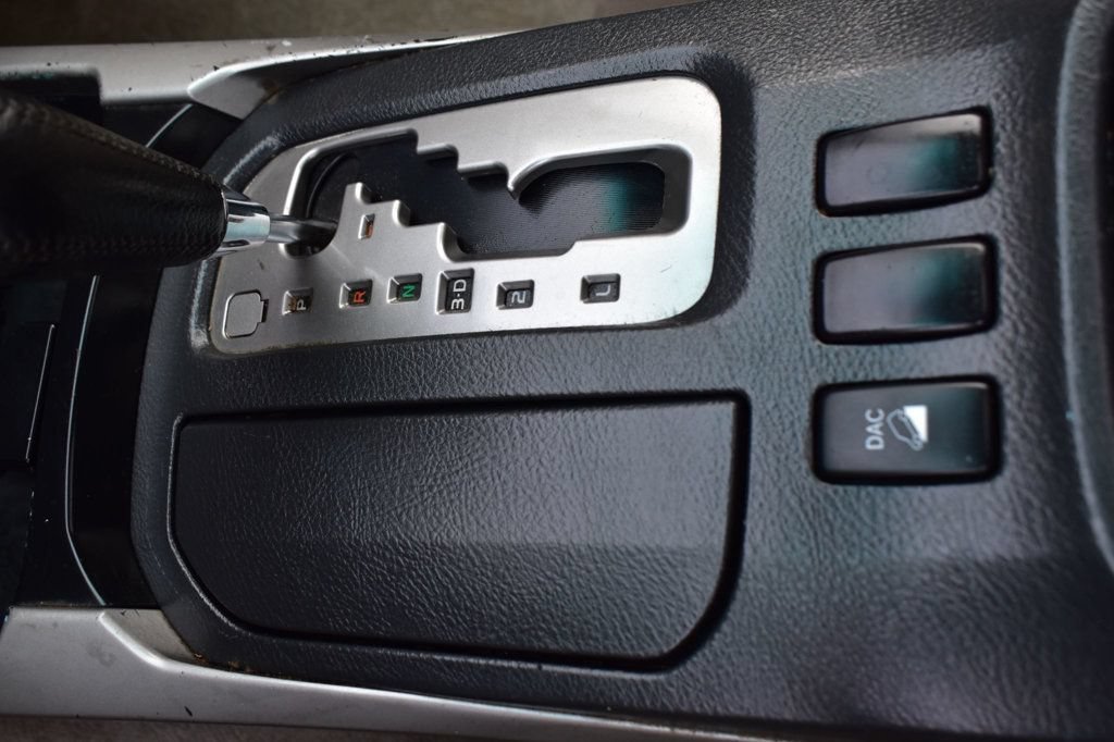 Used 2003 Toyota 4Runner SR5 AWD/4WD image 34