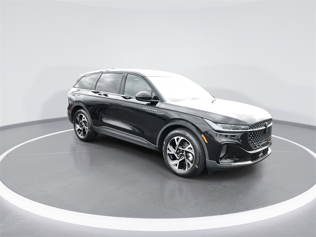 Used 2025 Lincoln Nautilus Premier w/ Jet Appearance Package image 2