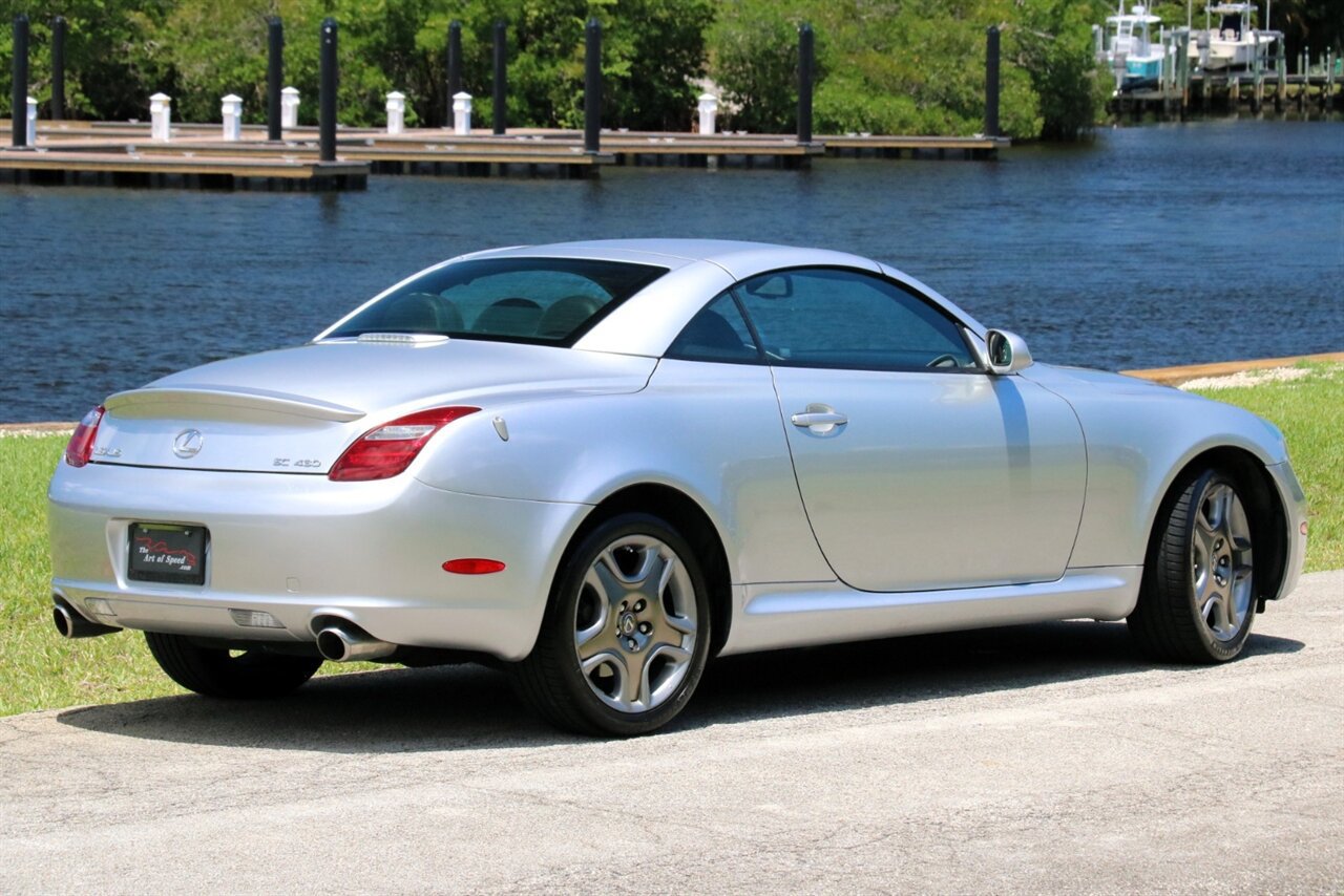 Used 2006 Lexus SC 430 Convertible RWD image 3