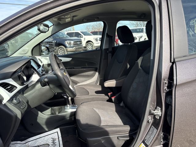 Used 2016 Chevrolet Spark LT image 22