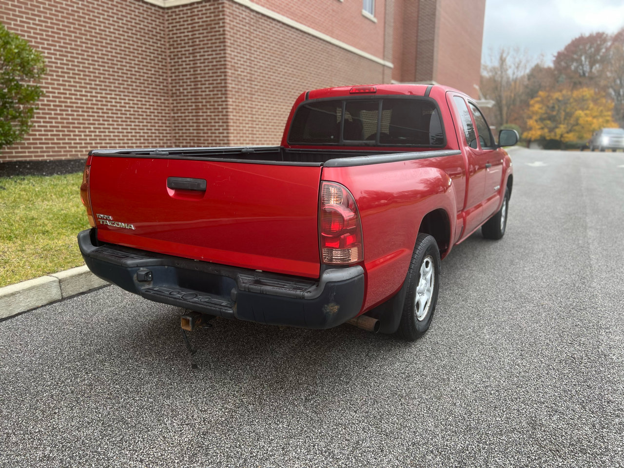 Used 2013 Toyota Tacoma 2WD Access Cab image 10