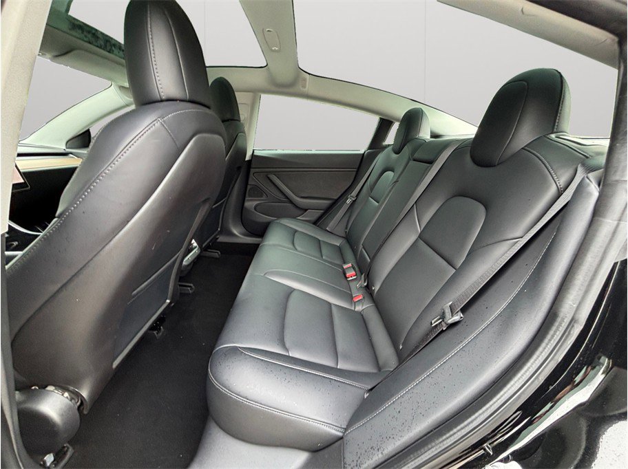 Used 2018 Tesla Model 3 Mid Range image 33