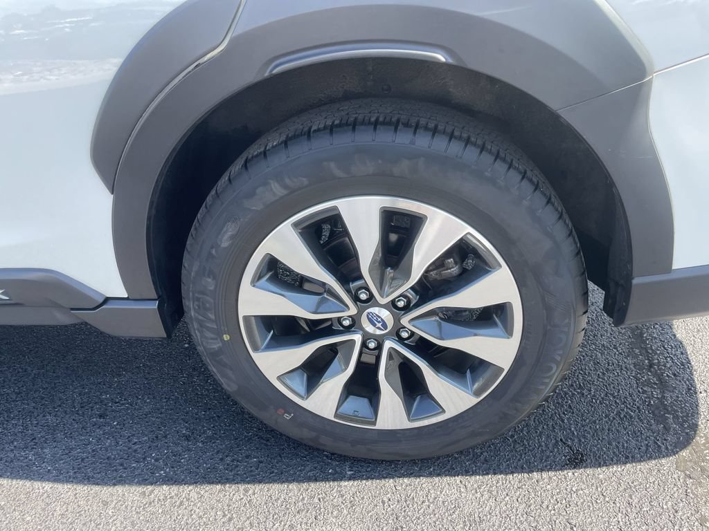 Certified 2024 Subaru Outback Touring XT AWD/4WD image 8