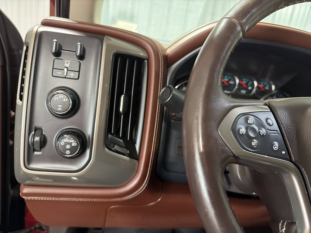 Used 2015 Chevrolet Silverado 2500 High Country w/ Duramax Plus Package AWD/4WD image 32